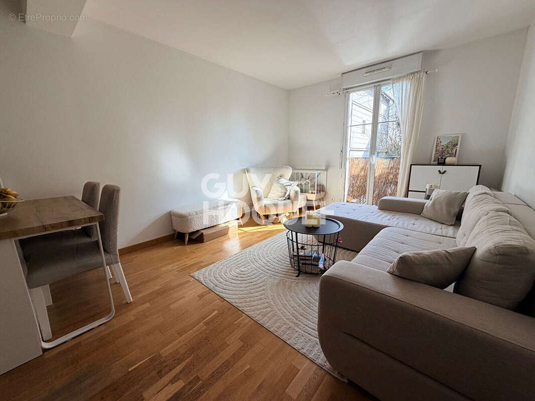 Appartement à LE PERREUX-SUR-MARNE