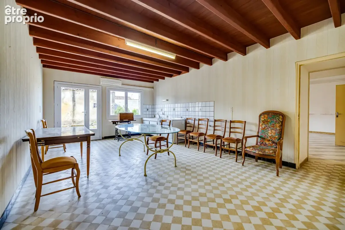 Ensemble immobilier de caractère à Brie-sous-Matha, aux portes de Cognac - photo 7