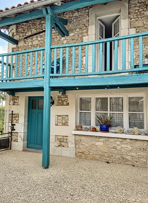Maison à BOURROU