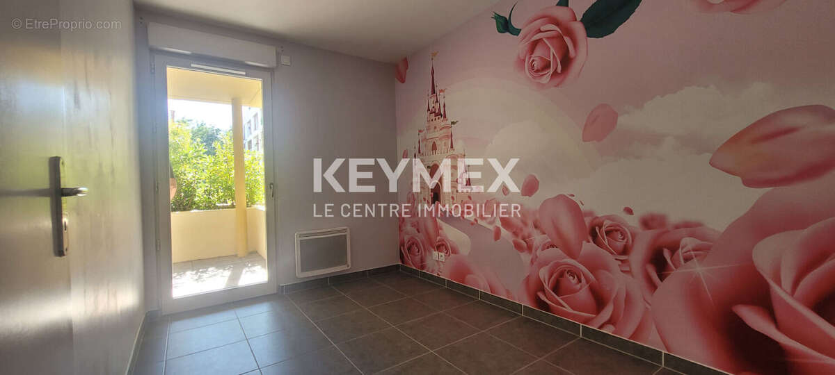 Appartement à SOLLIES-PONT