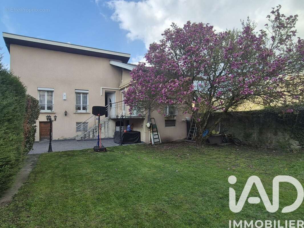 Photo 2 - Maison à VIZILLE