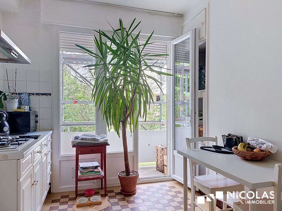 Appartement à BORDEAUX