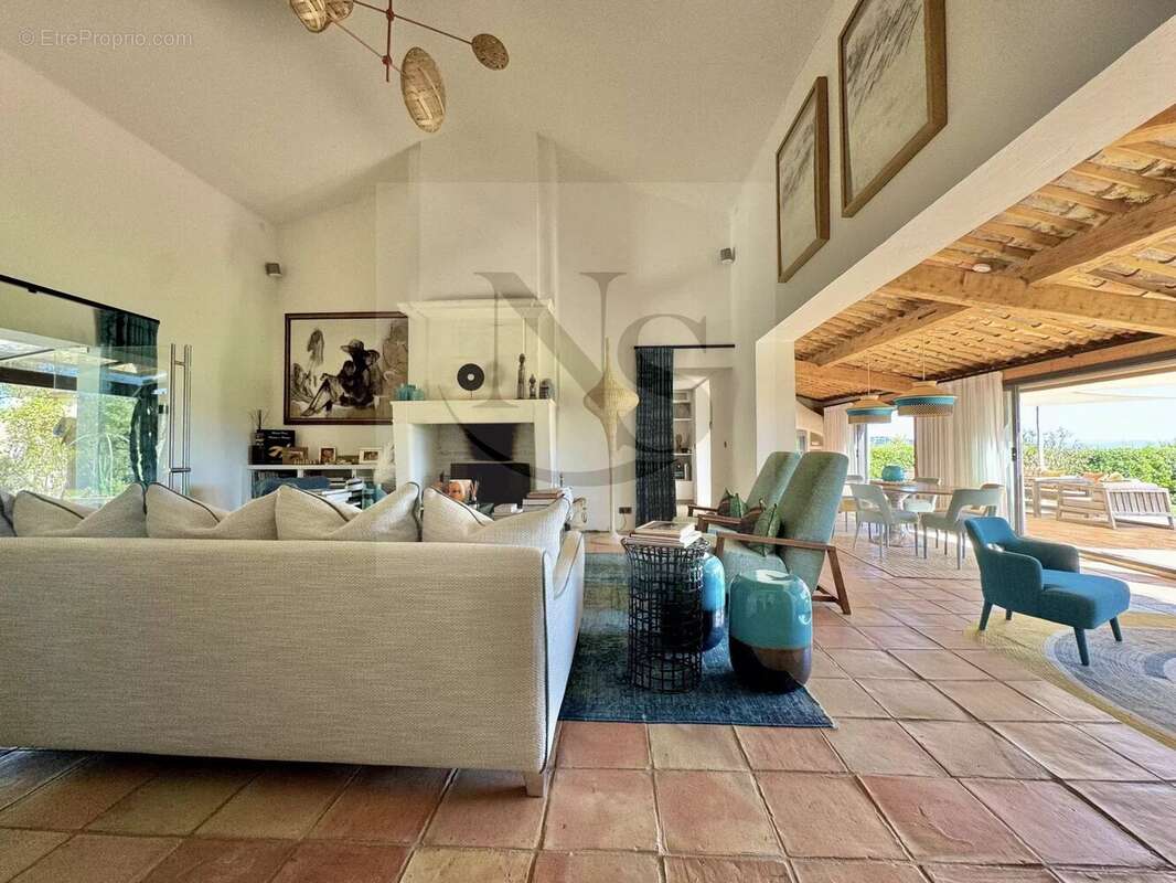 Maison à RAMATUELLE