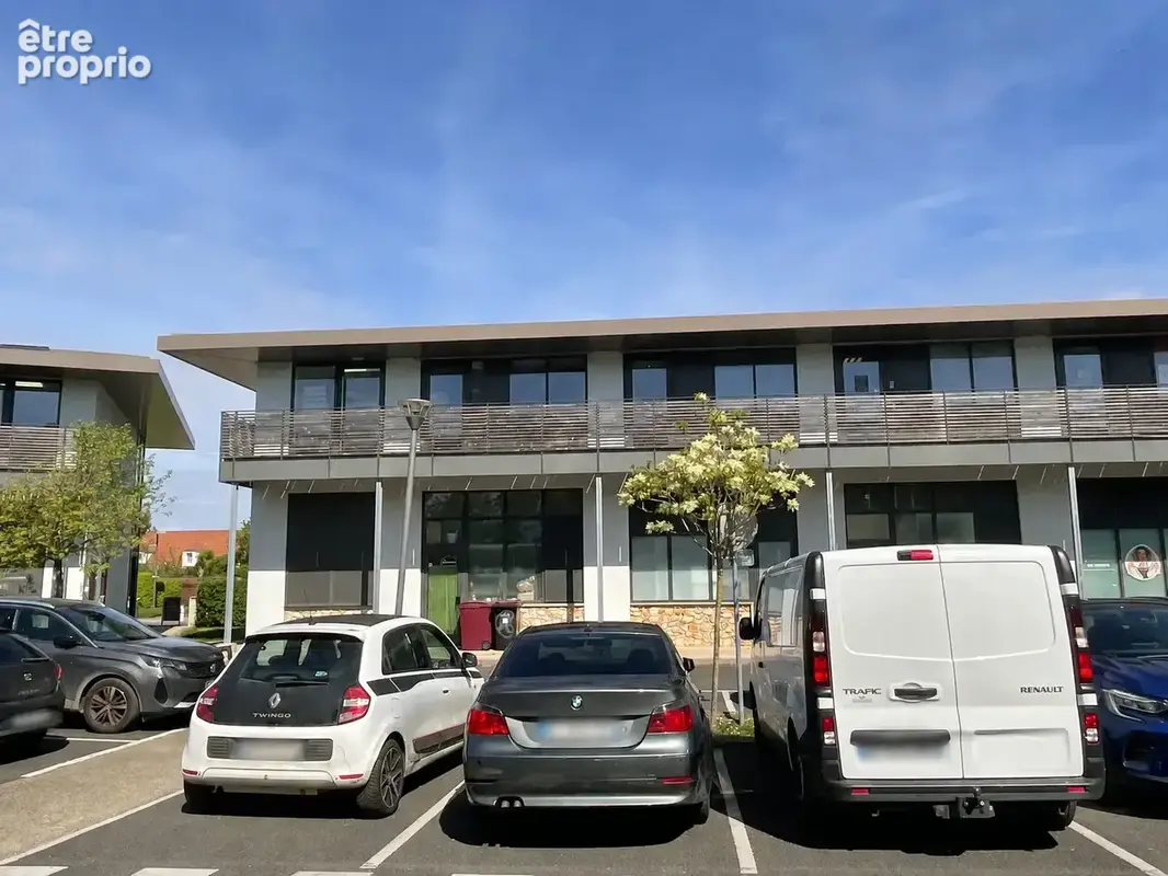 Vue parking securisé