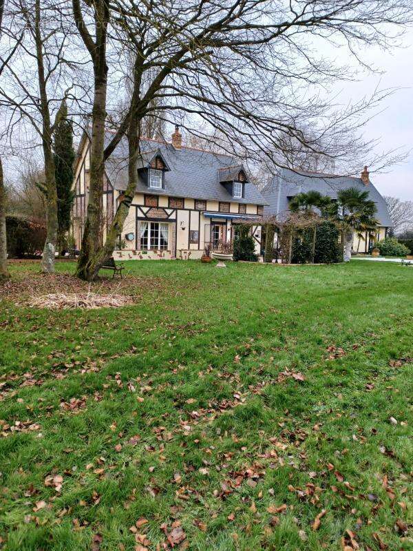 Maison atypique de 240 m² sur deux structures avec piscine à La Barre-en-Ouche - photo 3
