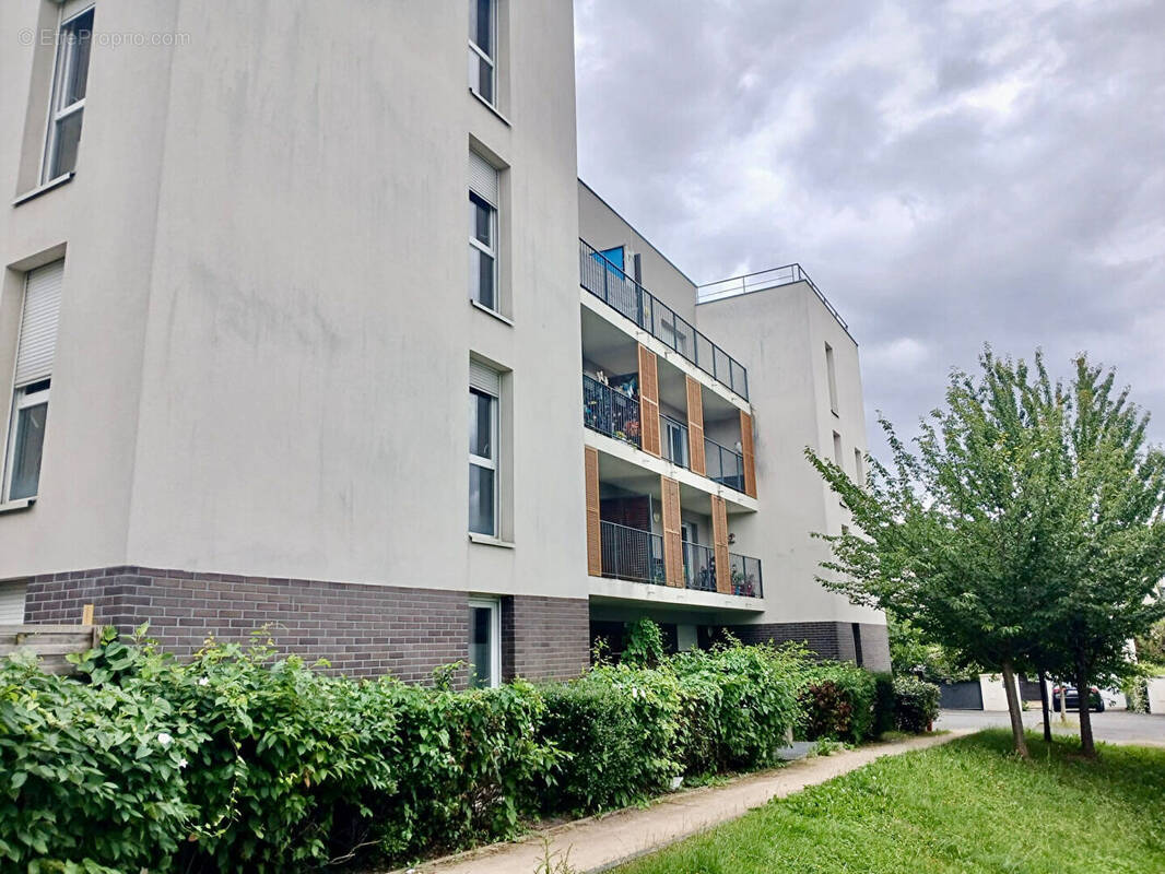 Appartement à BOUSSY-SAINT-ANTOINE