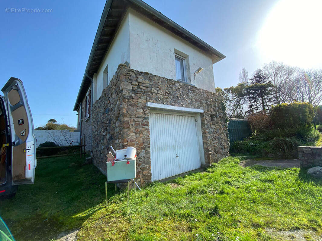 Maison à PLOUBAZLANEC