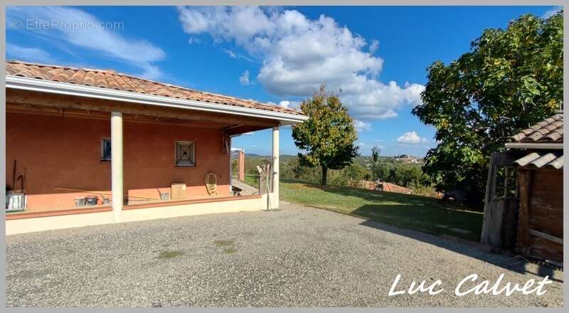 Maison à MONCLAR-DE-QUERCY