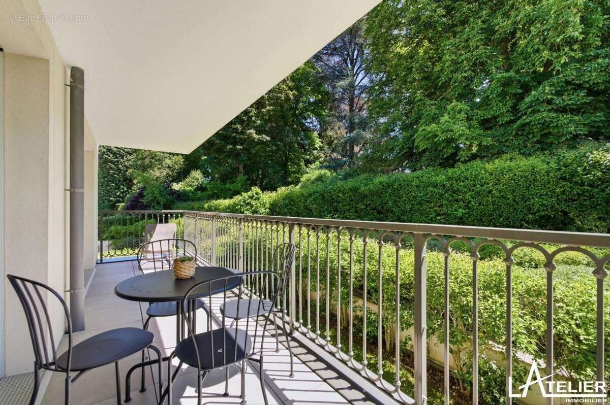 Appartement à MAREIL-MARLY