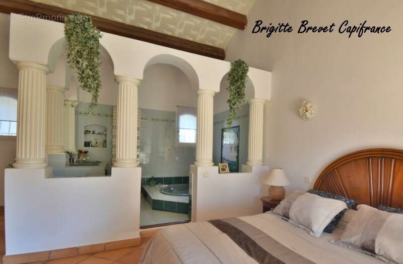 Maison à LA DESTROUSSE