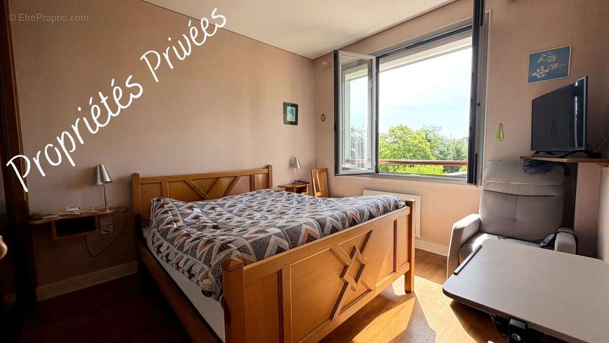 Maison La Chaussee Saint Victor 7 pièce(s) 80 m2 - photo 12