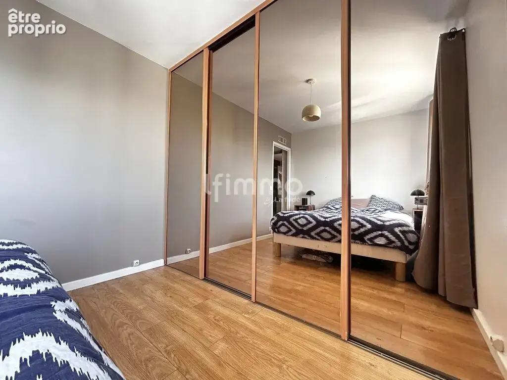Appartement 65m2, dernier étage et 2 balcon - photo 7