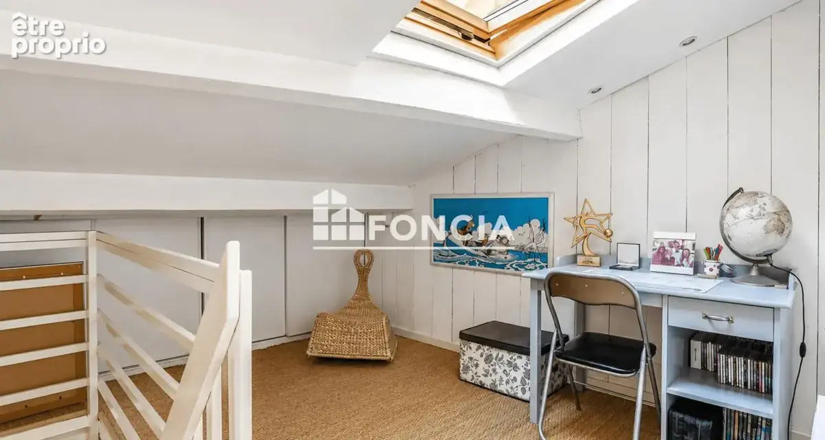 Mus – Maison de caractère , piscine intérieure, patio et cachet d'exception pour une T6 de 186 m² au calme absolu - photo 10