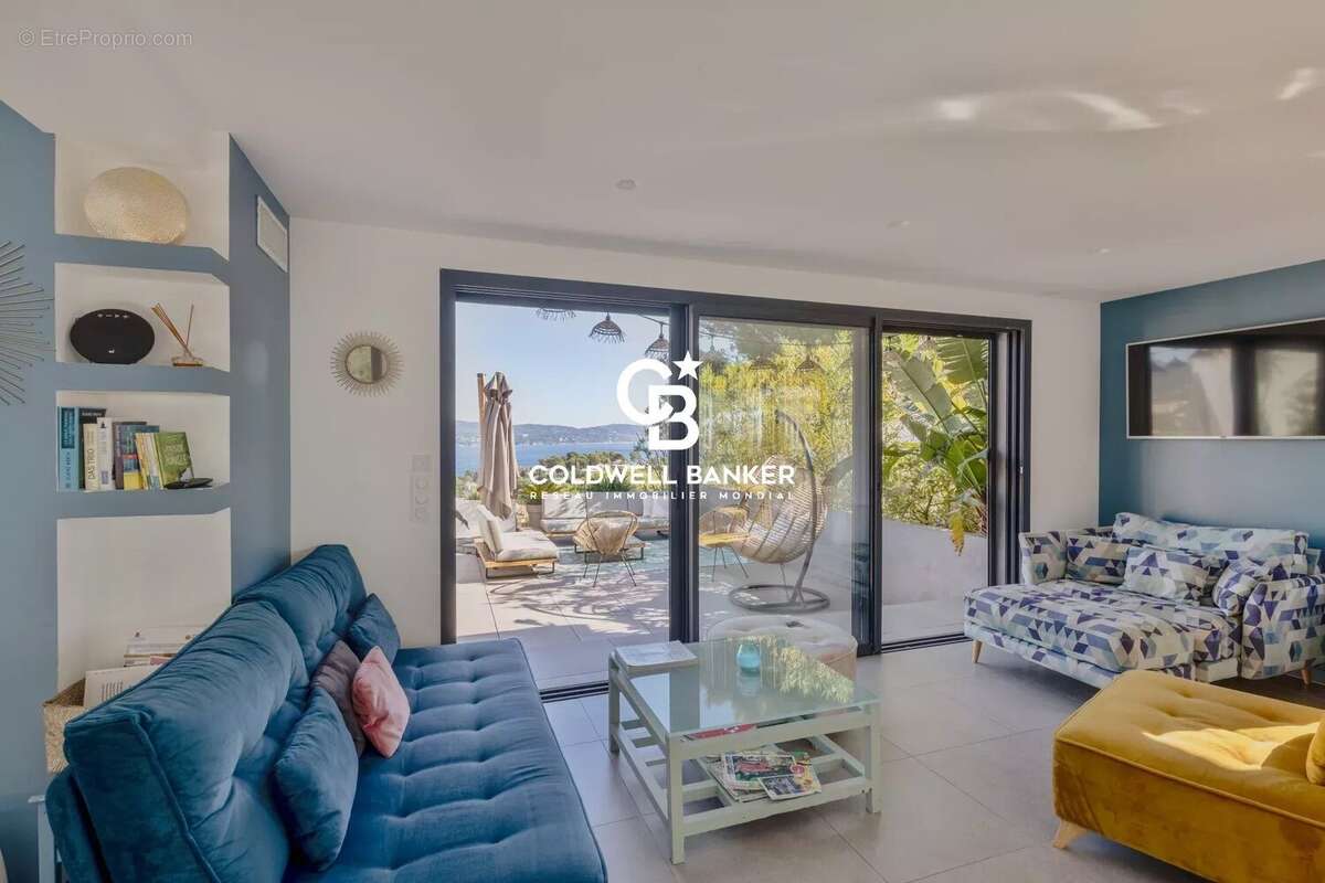 Maison à CAVALAIRE-SUR-MER