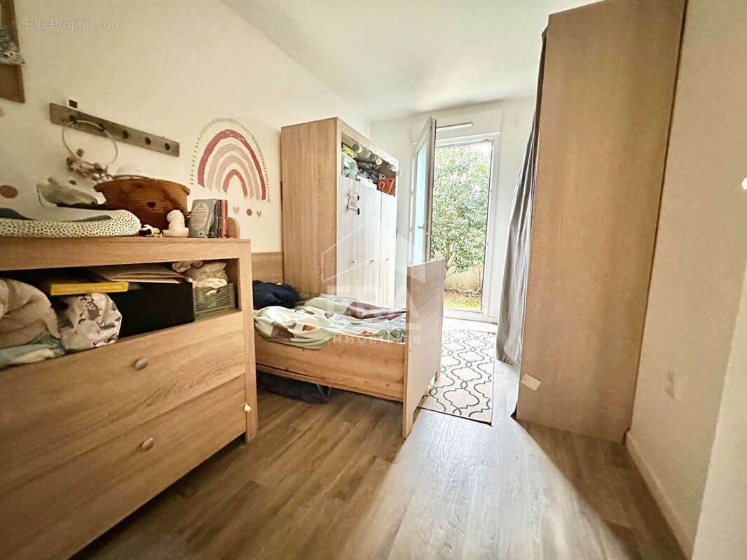 Appartement à SARTROUVILLE
