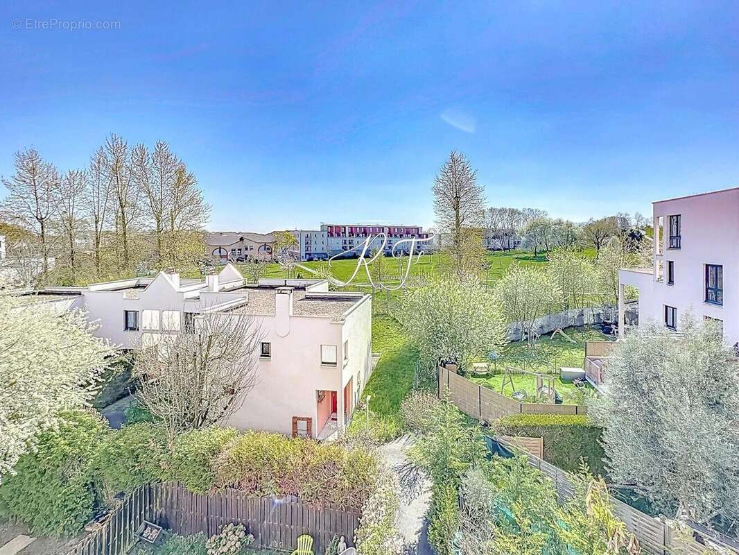 Photo 4 - Appartement à CERGY