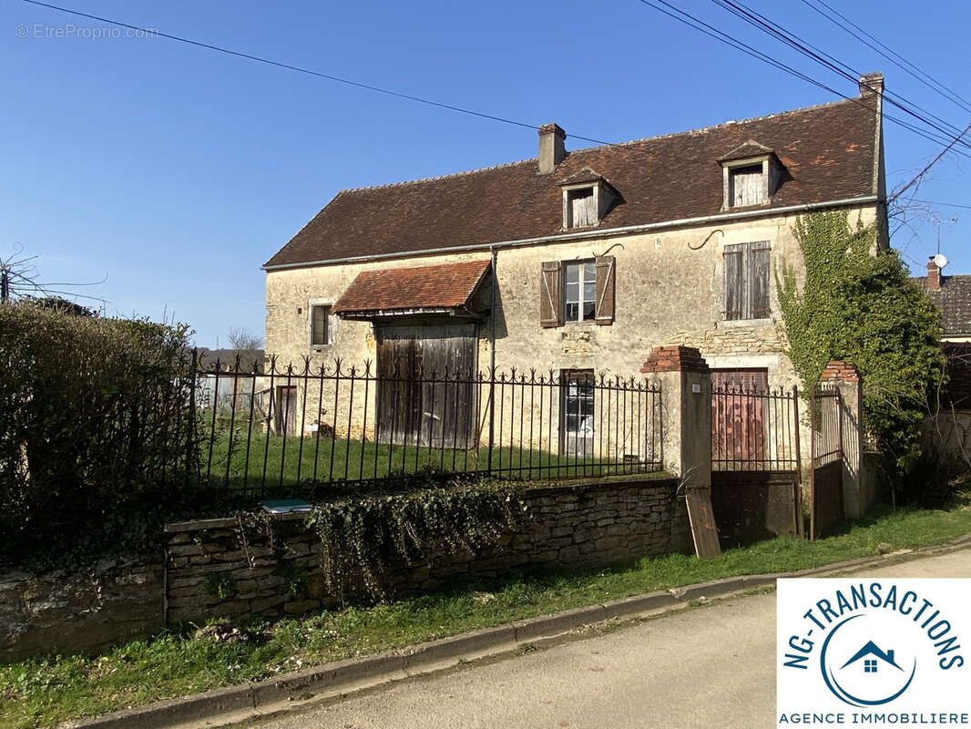 Maison à ARCY-SUR-CURE