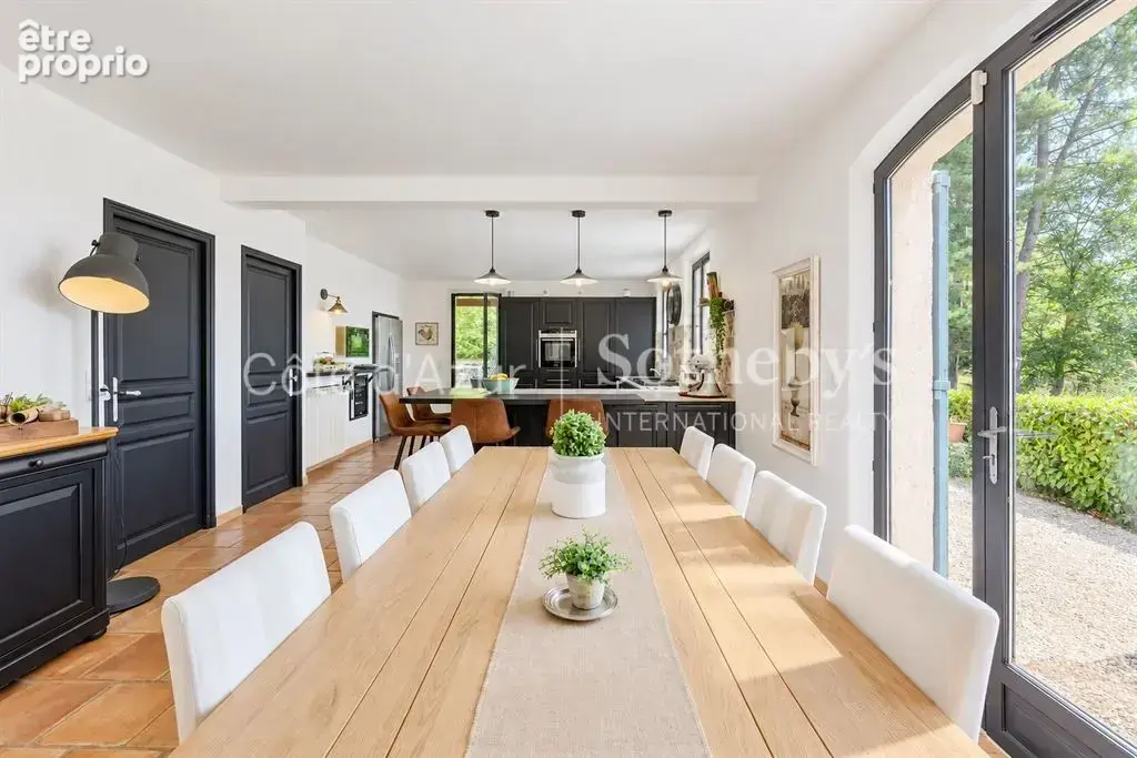 Tourrettes, bastide provençale de 196 m² avec piscine et parc de plus d’un hectare - photo 13