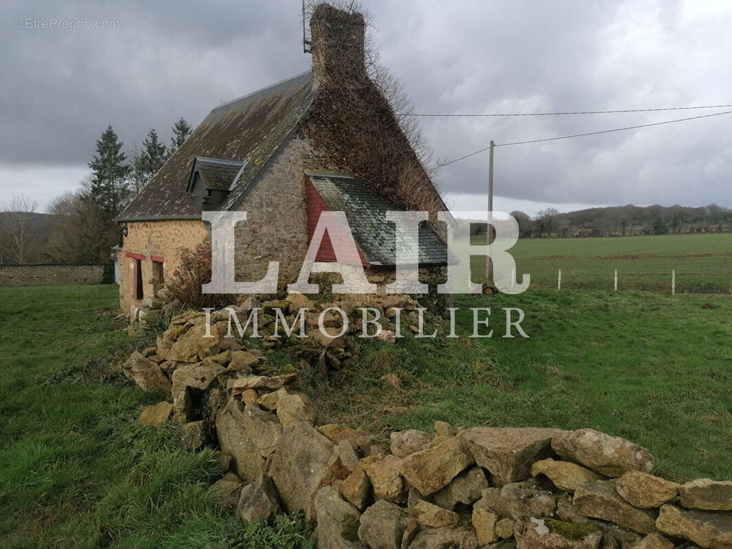 Maison à PUTANGES-PONT-ECREPIN