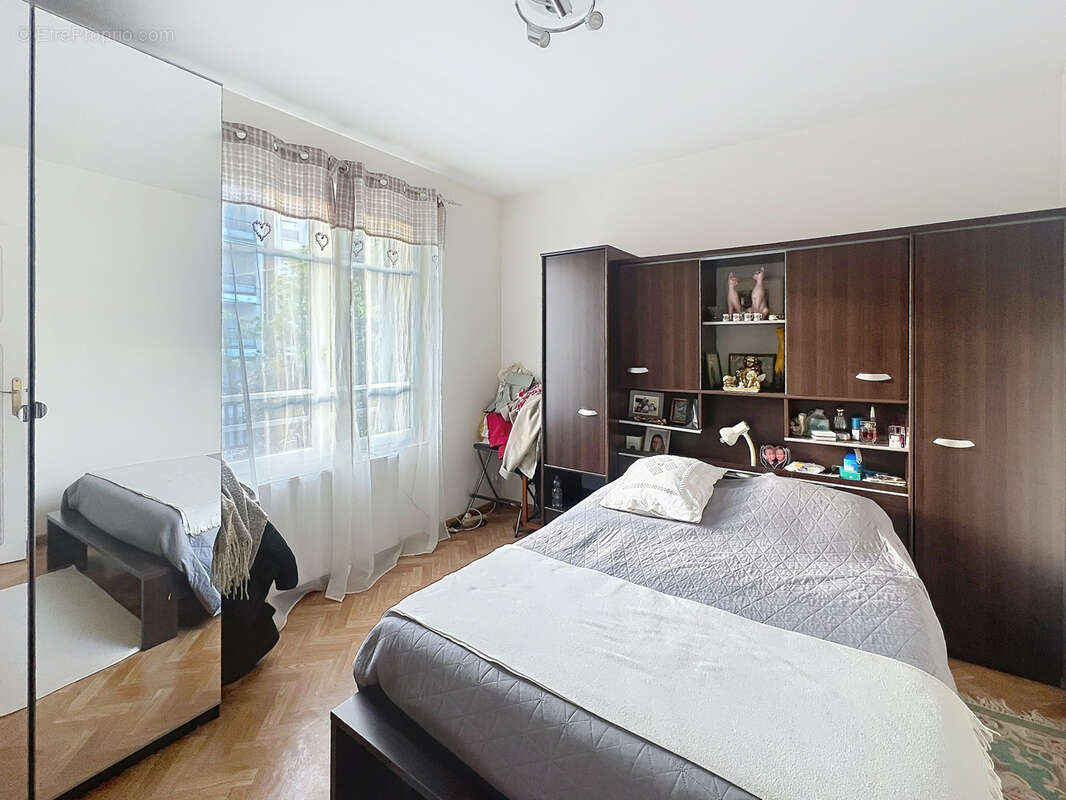 Maison à PARAY-VIEILLE-POSTE