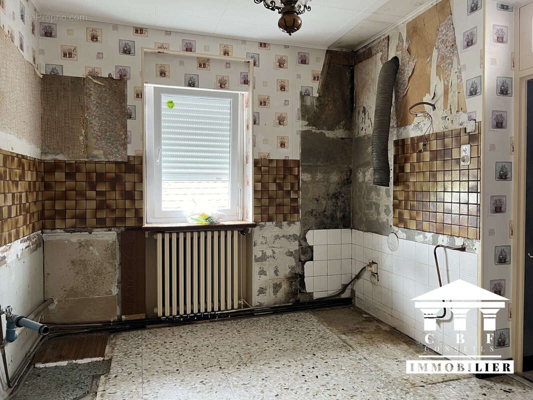 Maison 143 m² à Montchanin  - photo 8