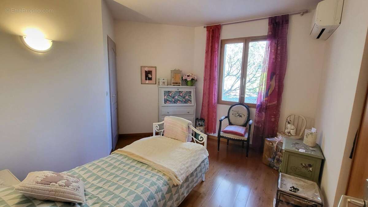 Maison à SAINT-ALBAN-AURIOLLES
