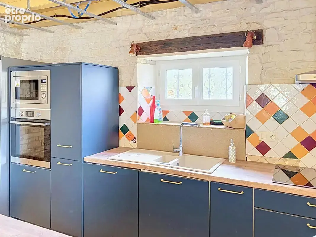 Longère de charme 135 m2 avec dépendances de 95 m2 - photo 4