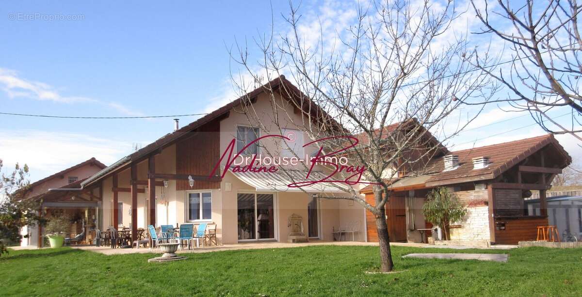 Maison à DULLIN