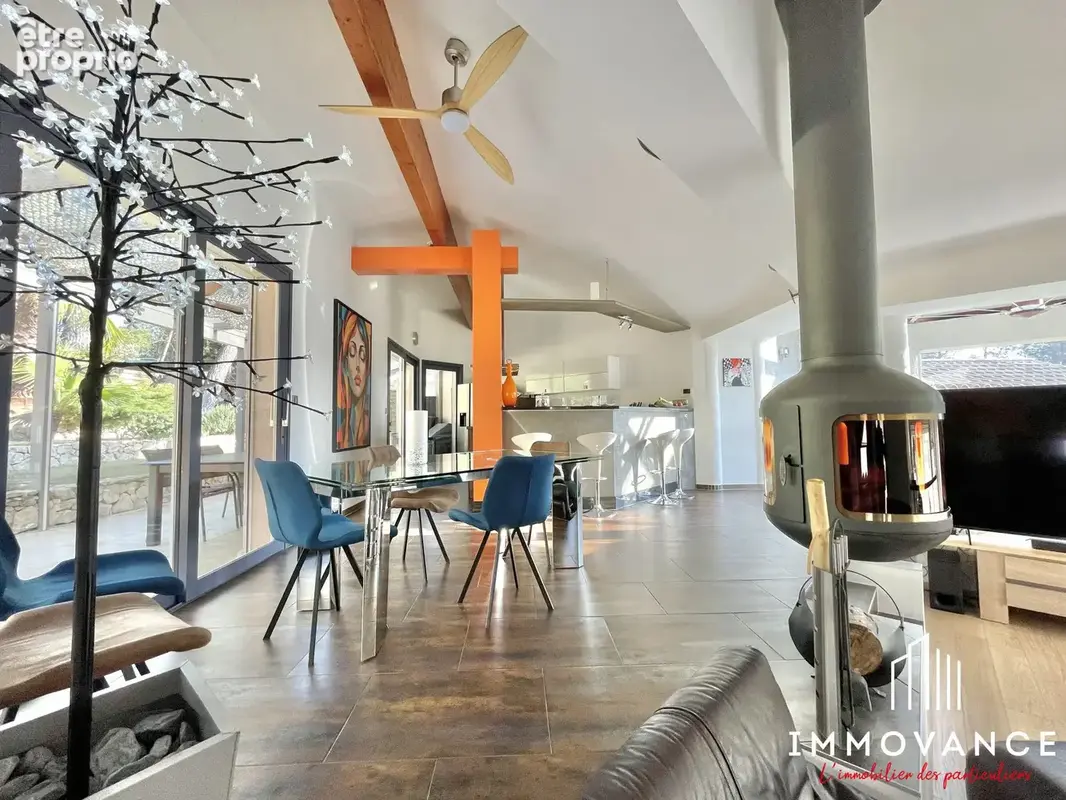 Maison 200 m² à Castelnau-Le-Lez  - photo 7