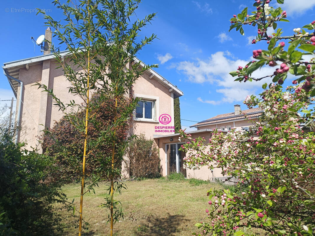 Maison à ROUSSILLON