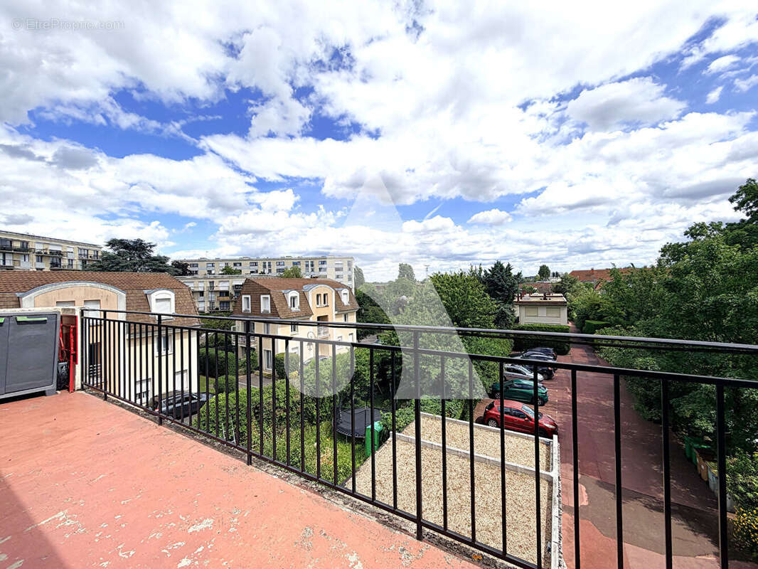 Appartement à DEUIL-LA-BARRE