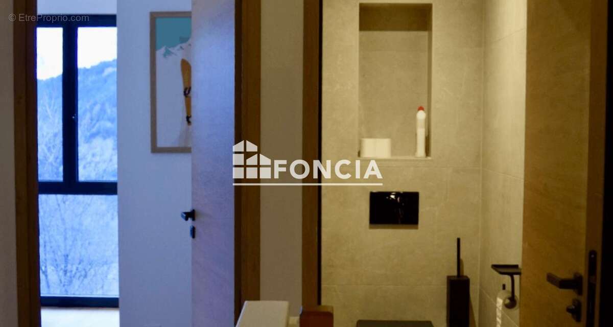 Appartement à SAINT-FRANCOIS-LONGCHAMP