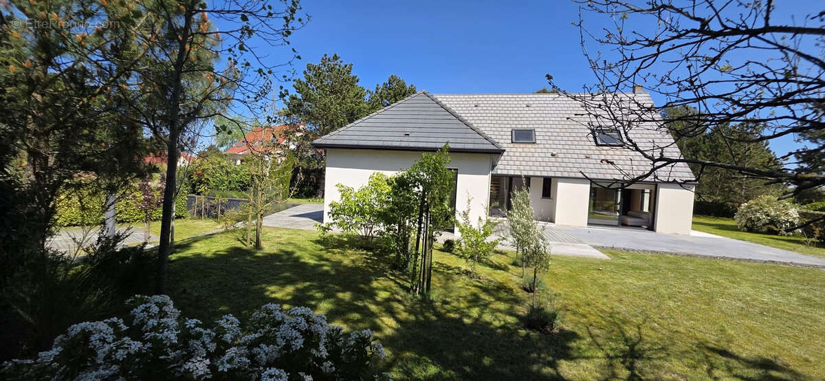 Maison à CUCQ