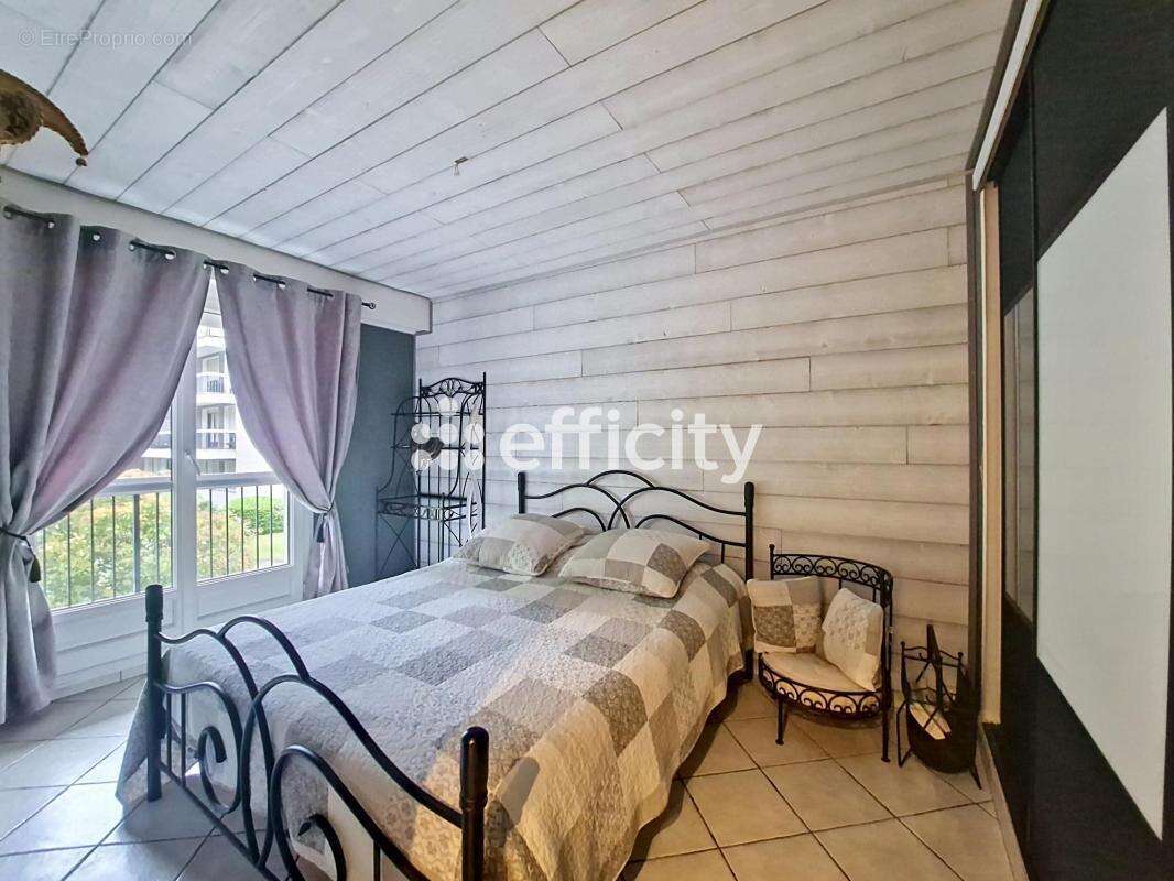 Appartement à SAINT-GRATIEN