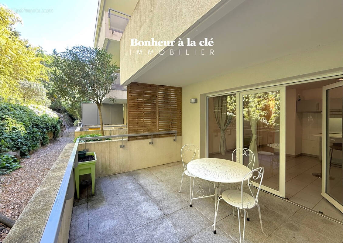 Appartement à NIMES