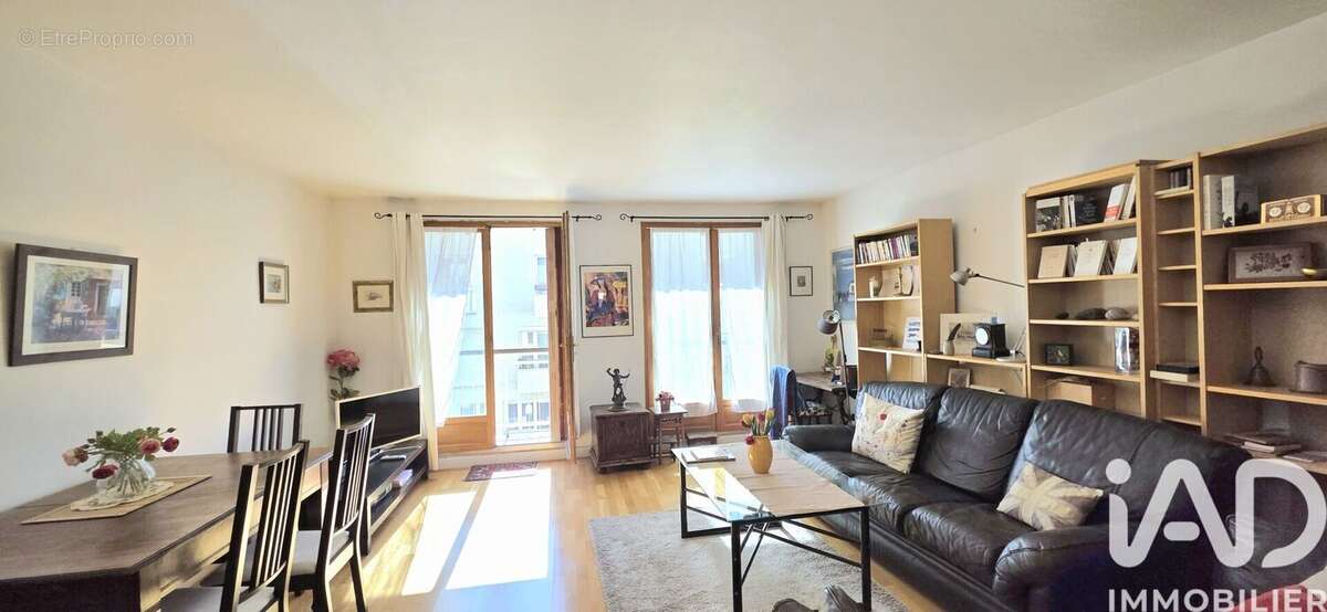 Photo 2 - Appartement à PUTEAUX