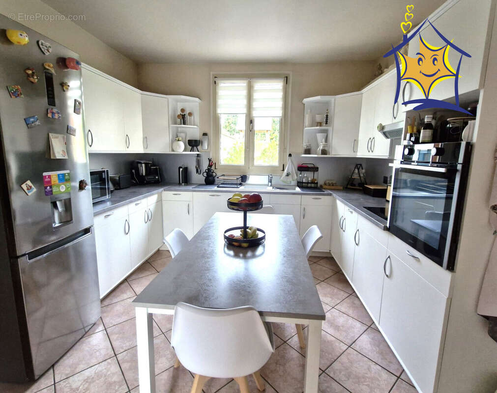 Maison à VIRY-CHATILLON