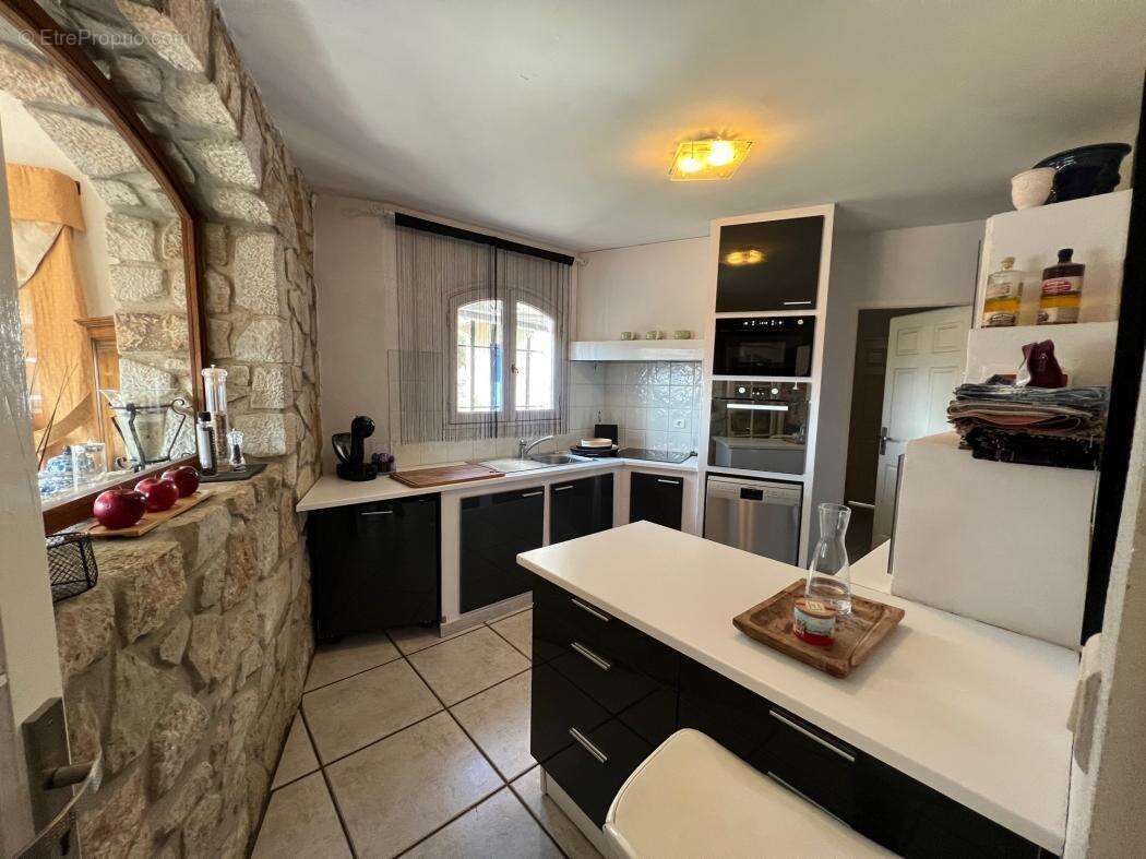 Maison 159 m² à Saint-Martin-De-Valgalgues  - photo 4