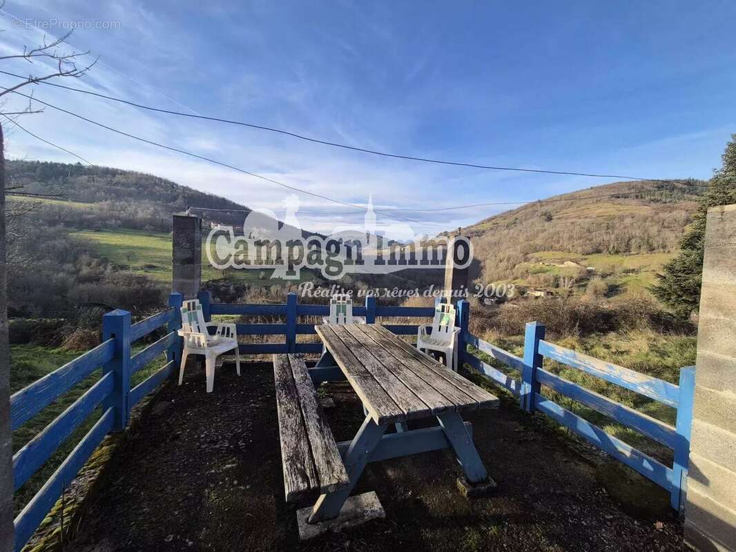 Maison à SAINT-FORGEUX