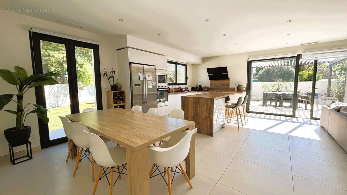 Maison à CANET-EN-ROUSSILLON