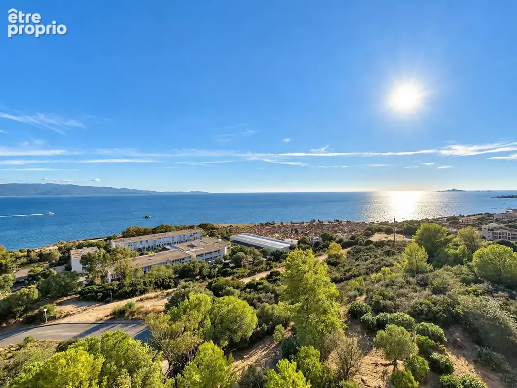 Exclusivité   ajaccio, route des sanguinaires f4 de 100 m2 traversant avec vue mer   terrasse   garage   dpe b - photo 3