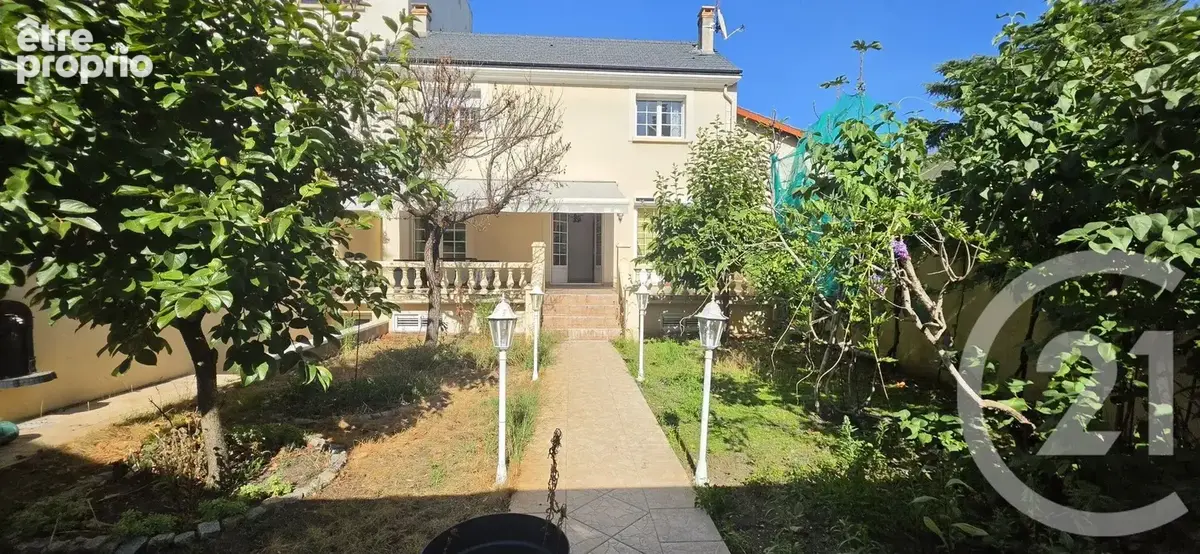 Photo Maison à Saint-Maur-Des-Fosses au prix de 760 000€
