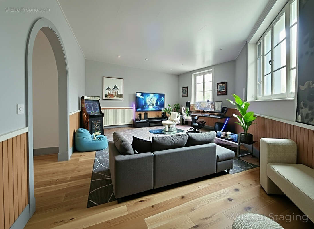 Appartement à MARCILLY-LE-CHATEL