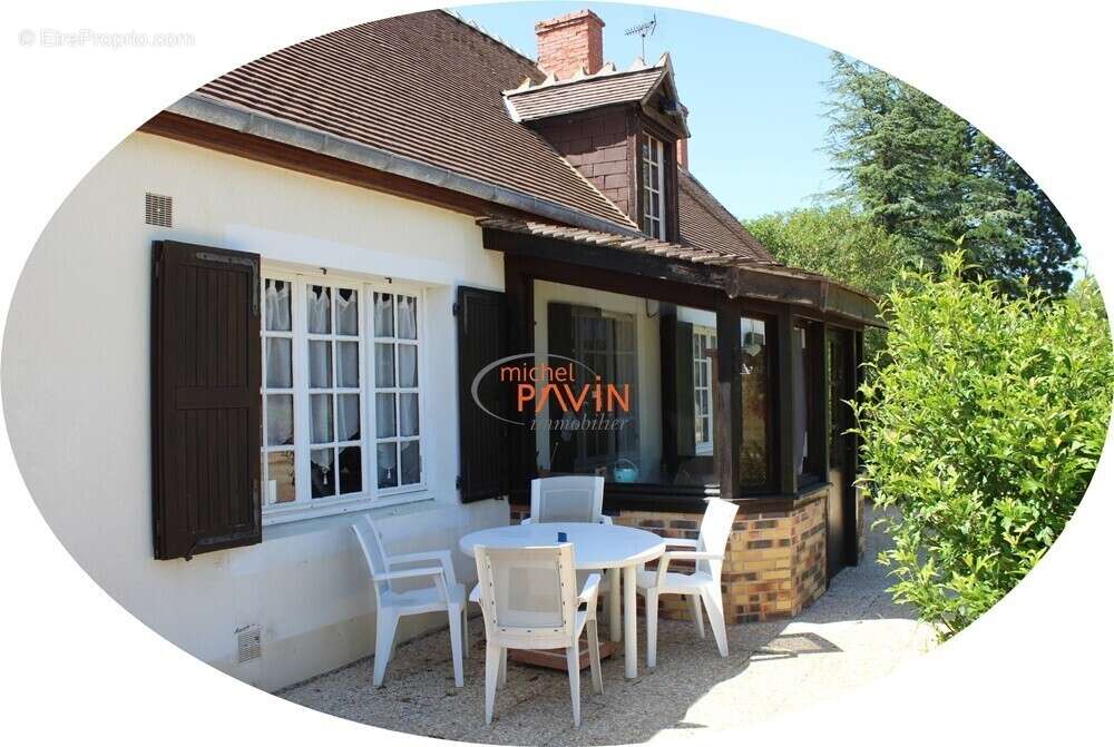Maison à NERONDES
