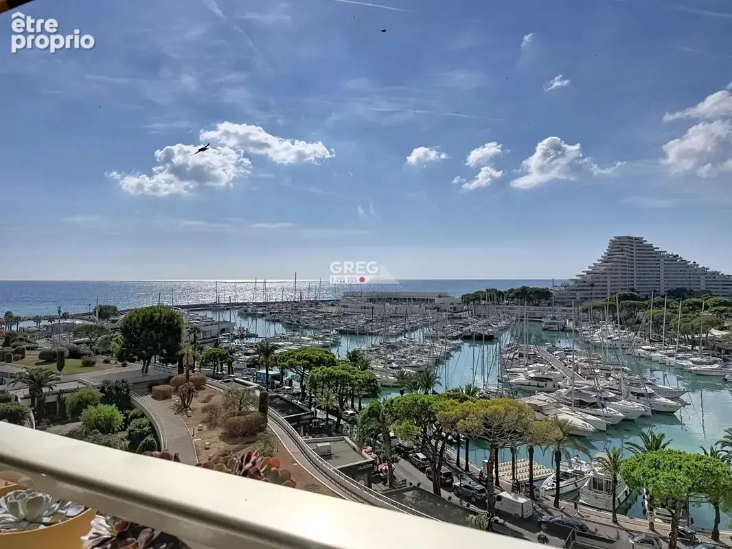 Appartement à VILLENEUVE-LOUBET