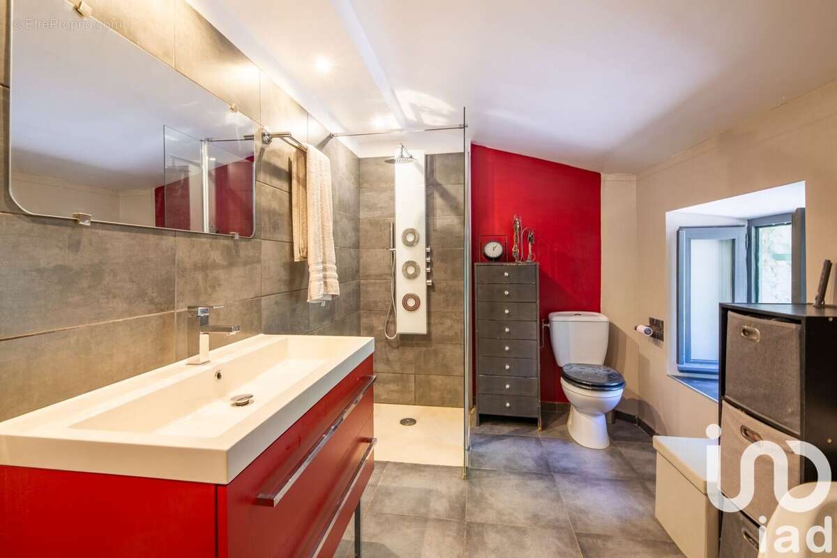 Photo 8 - Maison à ROQUEBRUNE-SUR-ARGENS