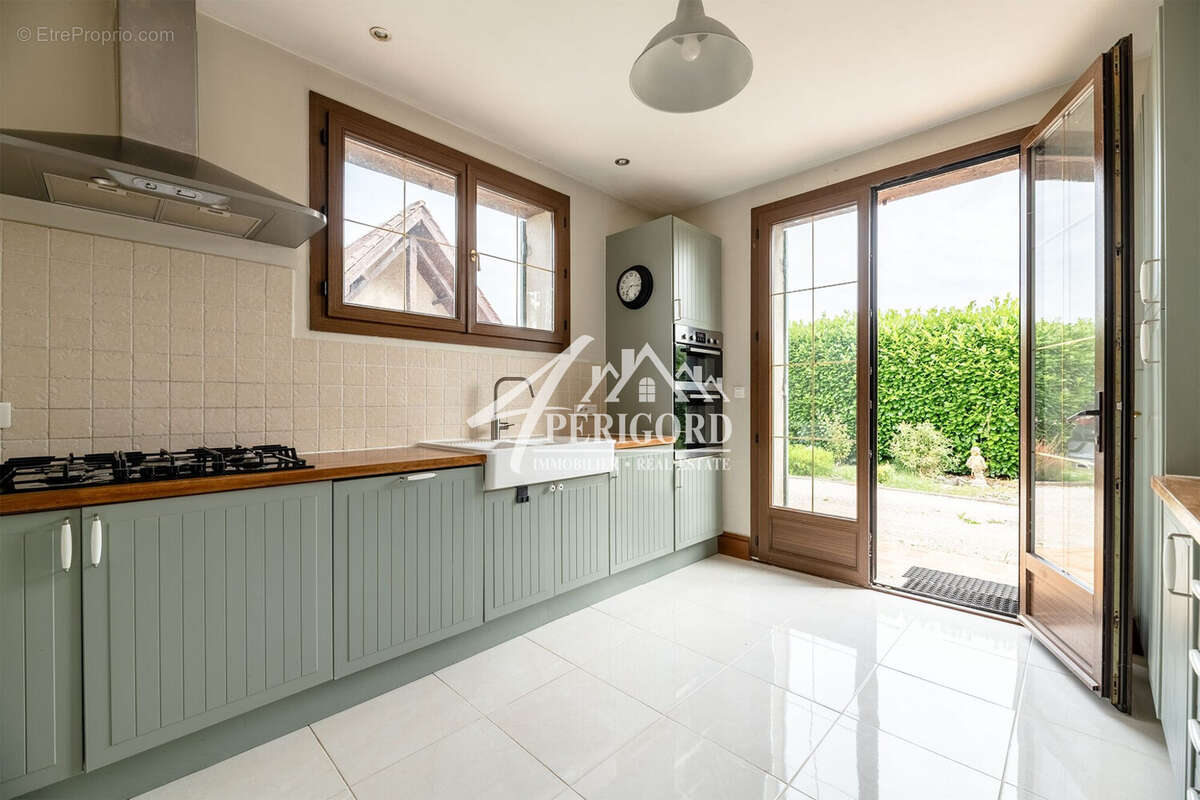 Maison 145 m² à Lalinde  - photo 8