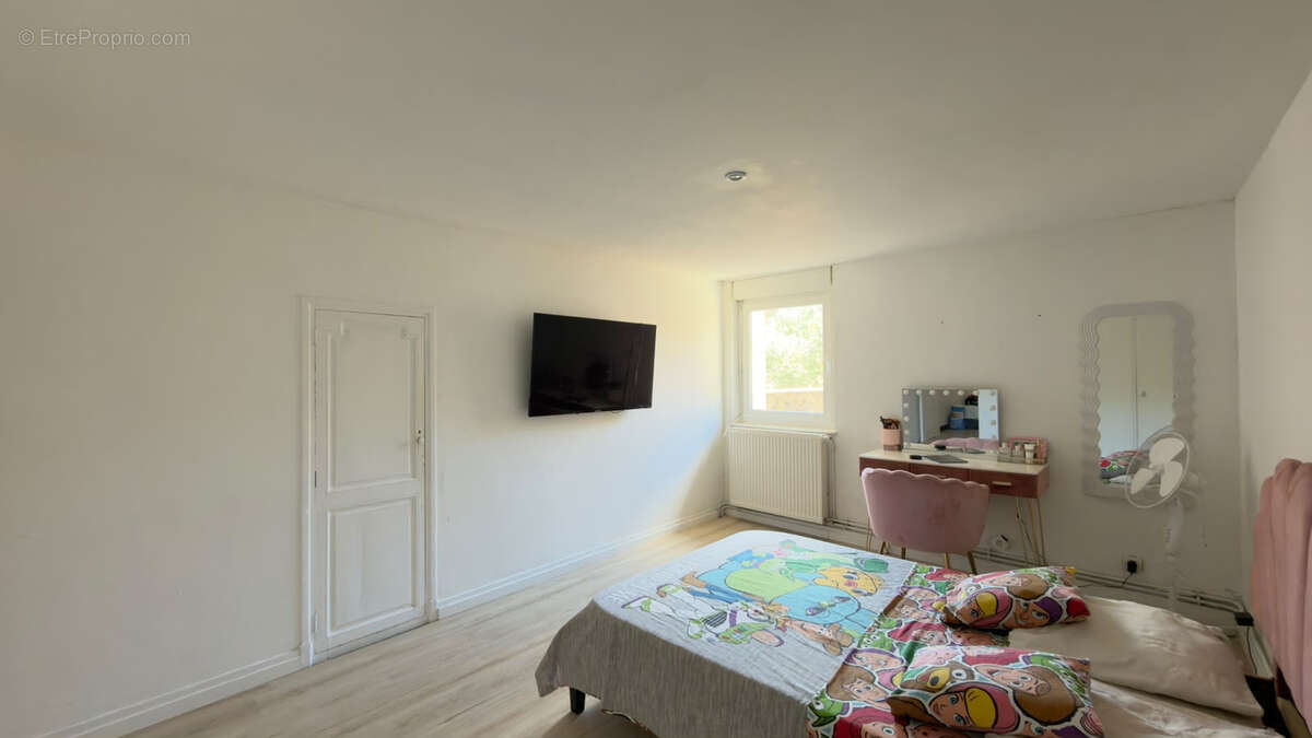 PROCHE CARCASSONNE - Maison de village, 3 chambres + Terrasse - photo 12