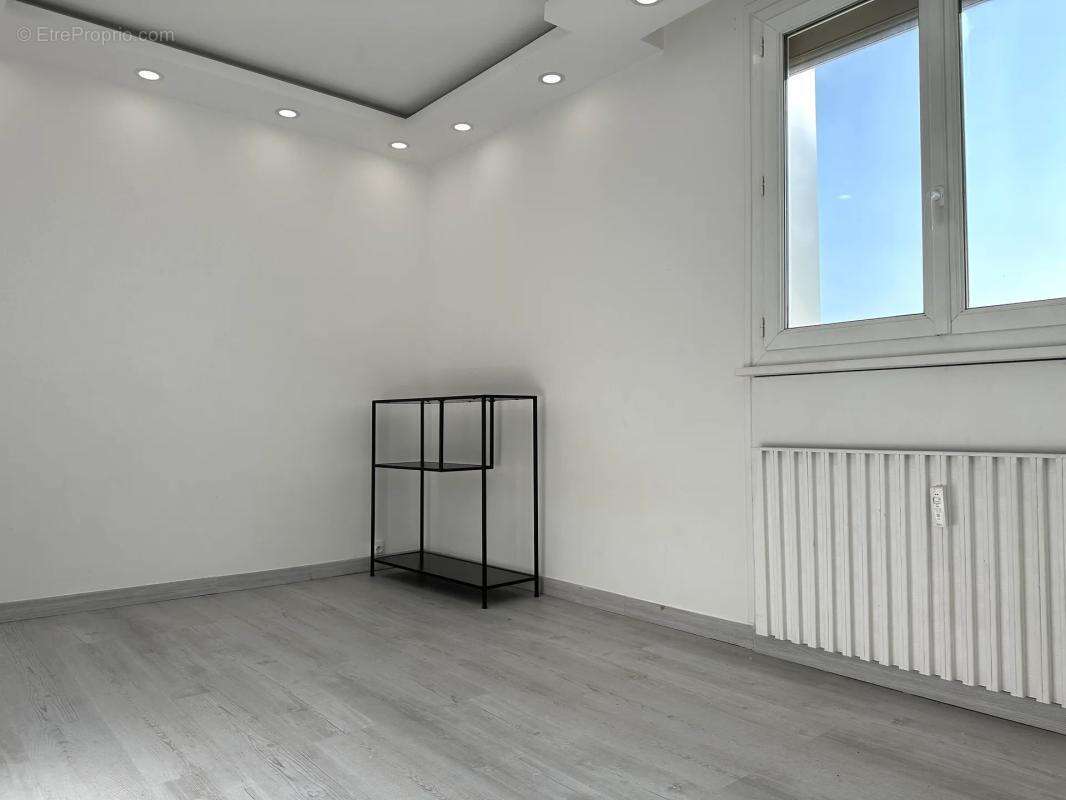 Reims – Appartement T4 de 68 m² – 3 chambres – - photo 5