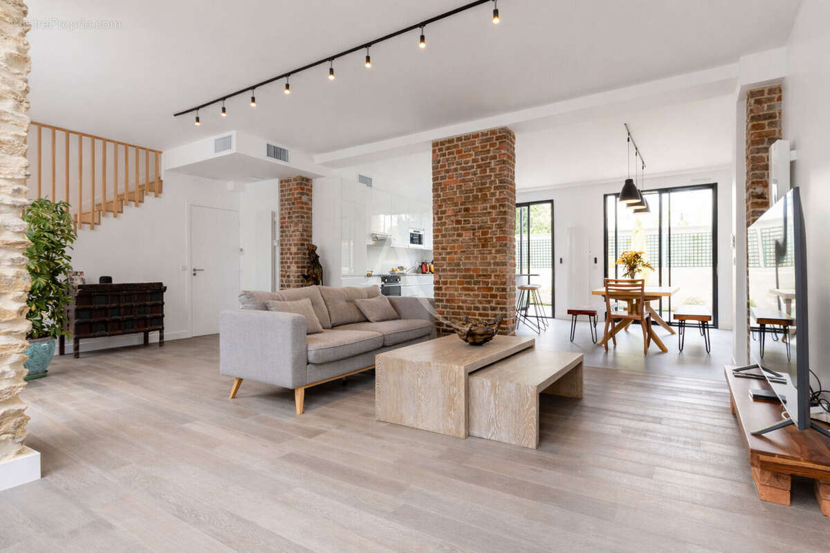 Maison à FONTENAY-SOUS-BOIS